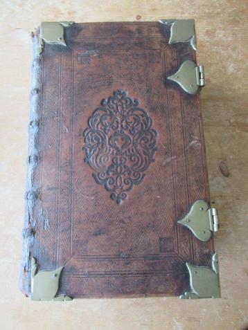 Oer 11069 ANTIEKE 18e eeuwse Statenbijbel Pieter Keur (1719) beschikbaar voor biedingen