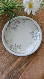 Royal Albert Hazy Dawn Bordje, Antiek en Kunst, Antiek | Servies los, Ophalen of Verzenden