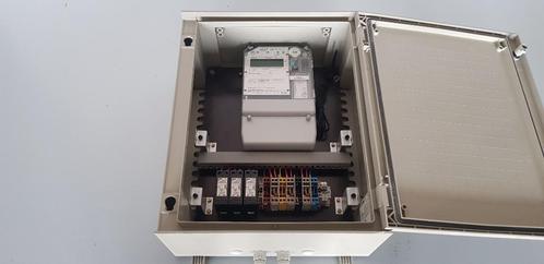 EMH LZQJ-XC Kwh-meter 3x230/400V in Sarel schakelkast (1x), Hobby en Vrije tijd, Elektronica-componenten, Gebruikt, Ophalen of Verzenden