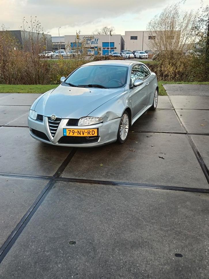 Alfa Romeo GT 2.0 JTS 2004 Grijs, Auto's, Alfa Romeo, Bedrijf, GT, ABS, Airbags, Airconditioning, Alarm, Boordcomputer, Centrale vergrendeling