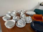 Compleet servies (Mepal en overig), Caravans en Kamperen, Kampeeraccessoires, Zo goed als nieuw