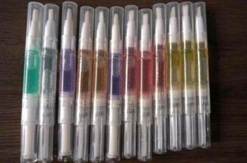 Nagelriemolie diverse 5ml incl verzend  beschikbaar voor biedingen