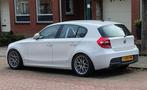 BMW 1-serie 130i Ringtool/Raceauto/Circuitauto Straatlegaal, Auto's, 74 €/maand, Zwart, 1200 kg, Handgeschakeld