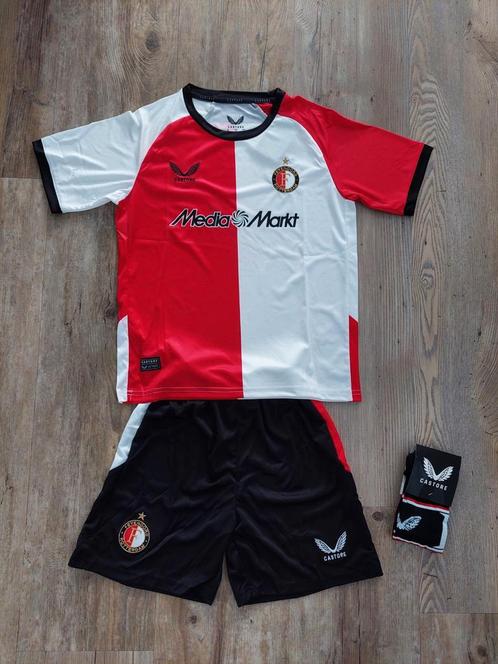 Feyenoord kids tenue 2024-2025, Sport en Fitness, Voetbal, Nieuw, Set, Maat XS of kleiner, Ophalen of Verzenden