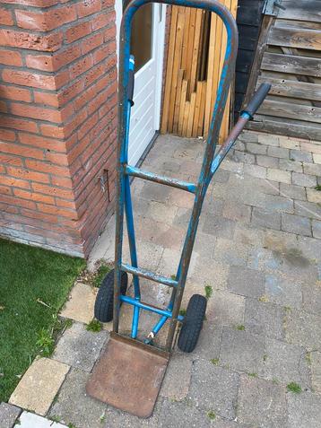 Steekwagen beschikbaar voor biedingen