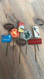 Speldjes chocola pinda snoe, Ophalen of Verzenden, Gebruikt, Overige onderwerpen, Speldje of Pin