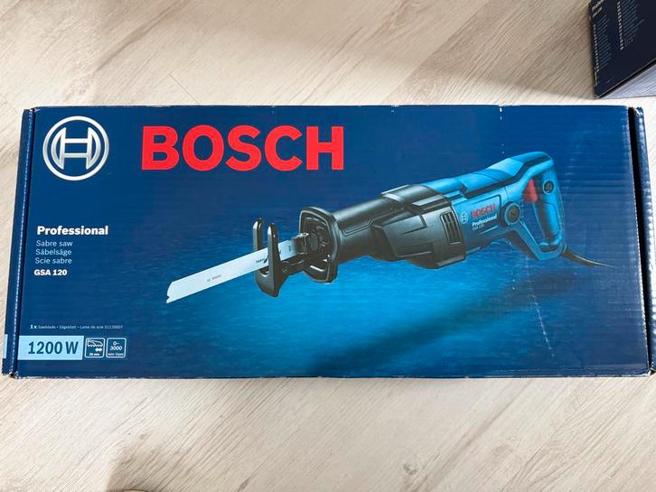 Bosch GSA 120 Reciprozaag - Nieuw!, Doe-het-zelf en Verbouw, Gereedschap | Zaagmachines, Nieuw, Reciprozaag, 1200 watt of meer