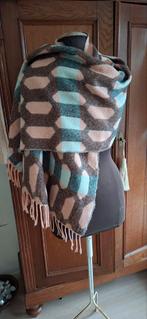 DIKKE  GROTE PASTEL SJAAL, Ophalen of Verzenden, Zo goed als nieuw, Maat 46/48 (XL) of groter, Sjaal