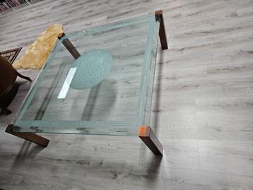 Grote glazen design salontafel  voor €275,-  beschikbaar voor biedingen