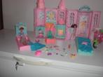 barbie kasteel met acc, Kinderen en Baby's, Speelgoed | Poppen, Ophalen of Verzenden, Zo goed als nieuw, Barbie