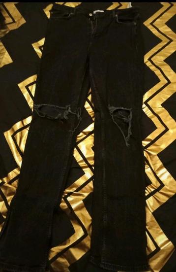 Zara jeans  beschikbaar voor biedingen