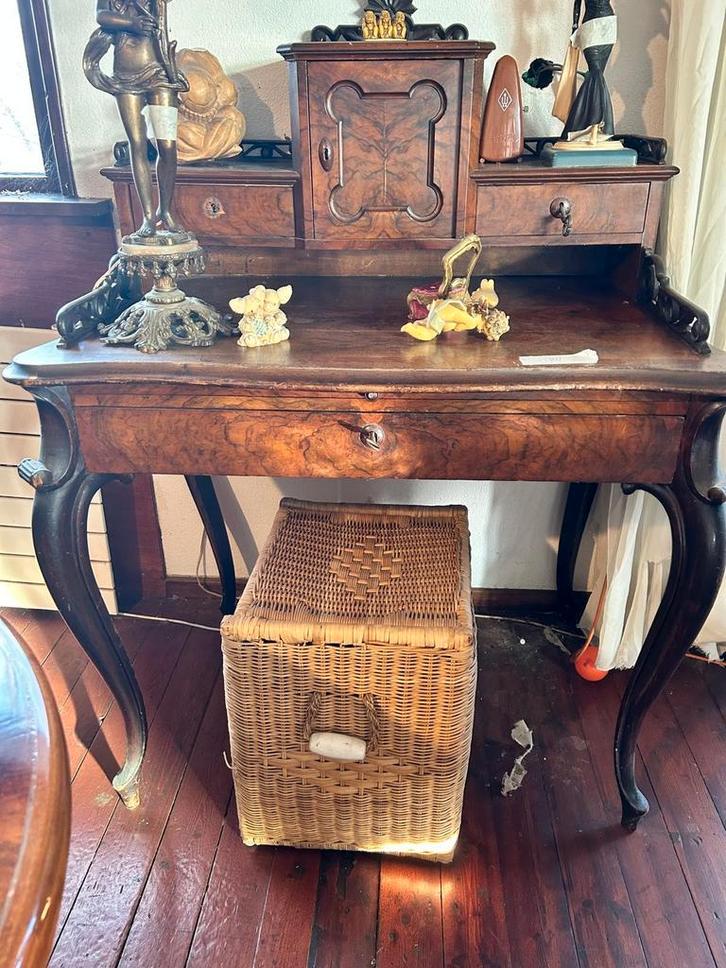 Antiek Barok Bureautafeltje/Secretaire, Antiek en Kunst, Antiek | Meubels | Tafels, Ophalen
