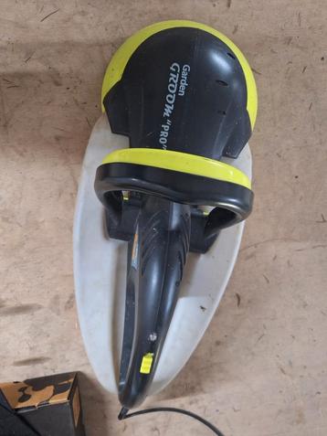 Te koop  garden  groom  pro  beschikbaar voor biedingen