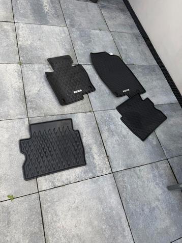 Mazda CX-5 rubber automatten beschikbaar voor biedingen