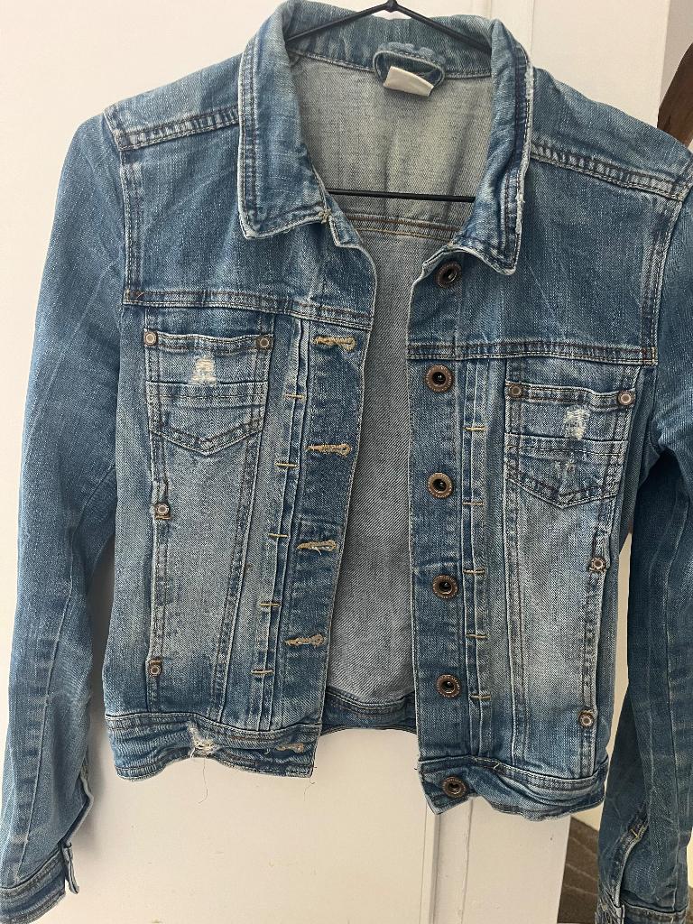 Leuke spijker jas, Kleding | Dames, Jassen | Zomer, Blauw, Zo goed als nieuw, Maat 34 (XS) of kleiner, Bershka