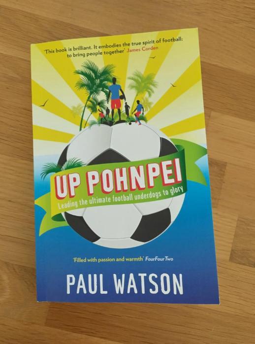 Up Pohnpei, Boeken, Sportboeken, Zo goed als nieuw, Balsport, Ophalen of Verzenden