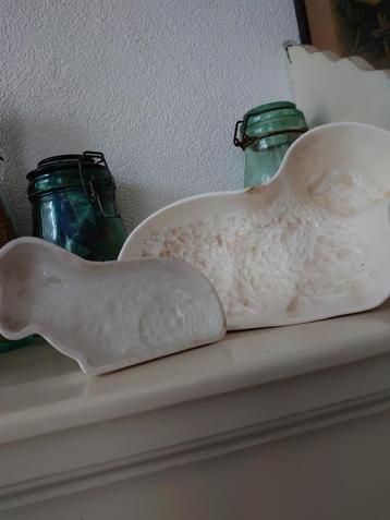 Set  oude shabby pudding vormen lam sale! beschikbaar voor biedingen