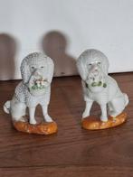 Twee 19e eeuwse hoerehondjes., Antiek en Kunst, Antiek | Keramiek en Aardewerk, Ophalen of Verzenden