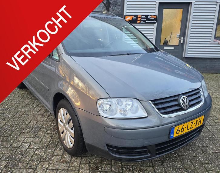 Volkswagen Touran 1.6-16V FSI Trendline *APK-AIRCO-6BAK*, Auto's, Volkswagen, Bedrijf, Touran, ABS, Airbags, Airconditioning, Alarm