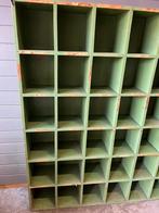 Vintage vakkenkast, Huis en Inrichting, Kasten | Overige, Ophalen, Zo goed als nieuw