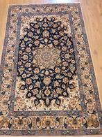 Vintage handgeknoopt perzisch tapijt isfahan 170x109, Huis en Inrichting, Stoffering | Tapijten en Kleden, 100 tot 150 cm, 150 tot 200 cm