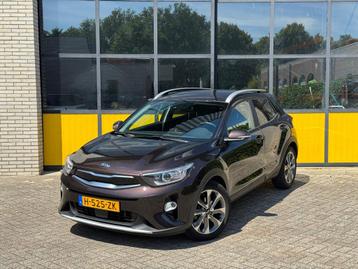 Kia Stonic 100pk Navi, Camera & 4 seizoenen banden beschikbaar voor biedingen