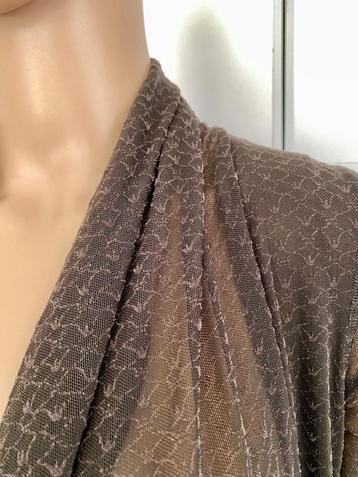 i119 Lang vest maat S=36 grijs (Mais il ou le solei) beschikbaar voor biedingen