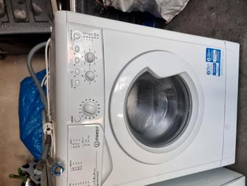 Indesit wasmachine beschikbaar voor biedingen