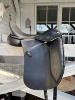 Wintec HART 500 zadel 18 inch dressuur, Ophalen, Zo goed als nieuw, Dressuur