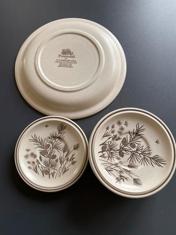 Vintage Gebakset Pinewood Grindley beschikbaar voor biedingen