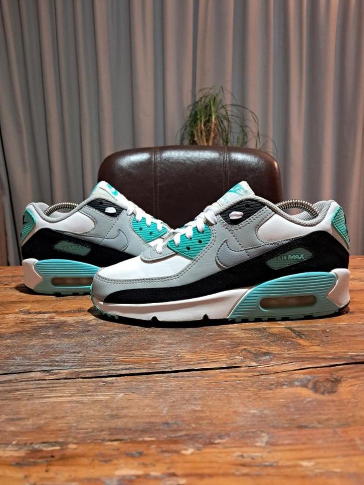Nike Air Max 90 Leather 'Hyper Turquoise' Size 38, Kleding | Dames, Schoenen, Gedragen, Sneakers of Gympen, Wit, Ophalen of Verzenden