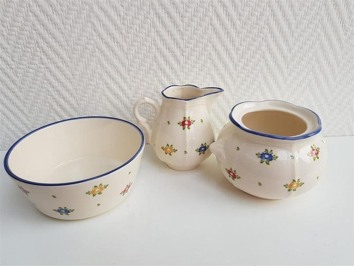 Zeller Petit Rose, Fleur, melkkan, kom, suikerpot, Huis en Inrichting, Keuken | Servies, Zo goed als nieuw, Overige typen, Overige stijlen