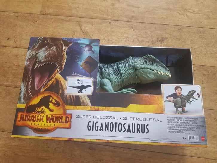 Jurassic World Super Colossal Gigantosaurus, Kinderen en Baby's, Speelgoed | Actiefiguren, Nieuw, Ophalen of Verzenden