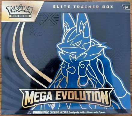 Pokémon Mega Evolution Elite Trainer Box Lucario, Hobby en Vrije tijd, Verzamelkaartspellen | Pokémon, Nieuw, Overige typen, Ophalen of Verzenden