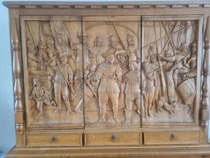 Eikenhouten kast (Rembrandt/Nachtwacht), Antiek en Kunst, Antiek | Meubels | Kasten, Ophalen