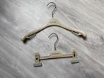 Kinder kleding hangers Burberry, Kleding | Dames, Kledinghangers, Ophalen of Verzenden, Zo goed als nieuw, Kunststof, Kinderen