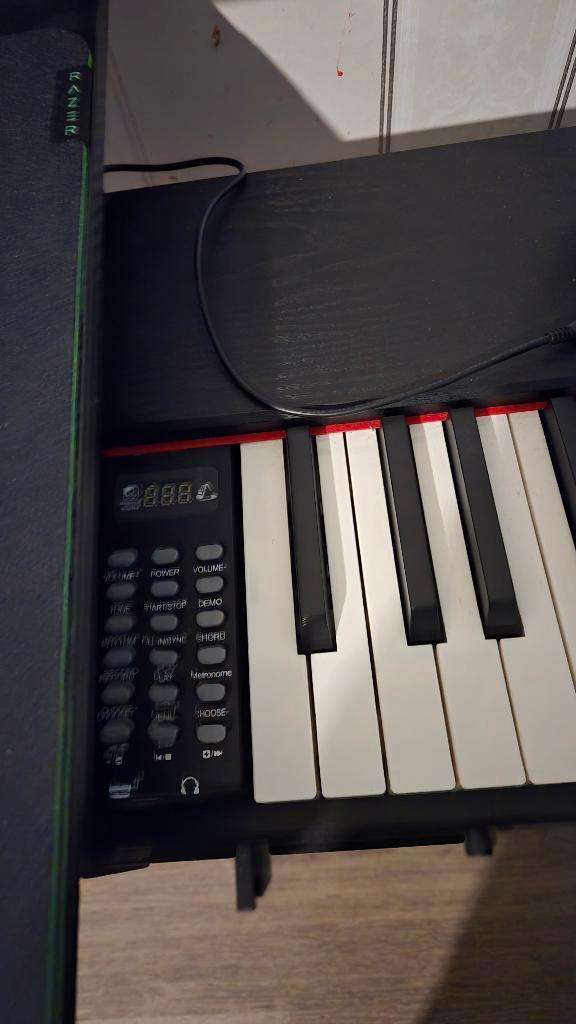 Piano, Muziek en Instrumenten, Piano's, Zo goed als nieuw, Piano, Zwart, Digitaal, Ophalen