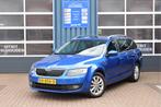 Skoda Octavia Combi 1.0 TSI Greentech Style Business Panoram, Auto's, Voorwielaandrijving, Stof, Gebruikt, Blauw
