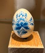 Prachtig Delfts Blauw ei. Gesigneerd R. Nobel., Ophalen of Verzenden