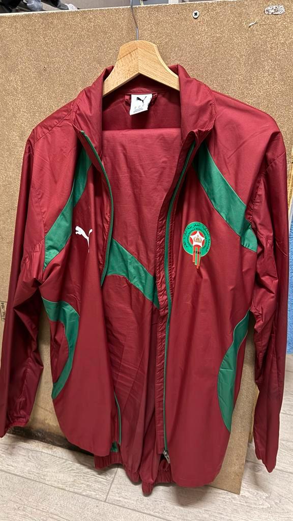 Marokko 2026 Afrika Cup Trainingspak maat M broek maat L, Kleding | Heren, Sportkleding, Zo goed als nieuw, Voetbal, Overige maten