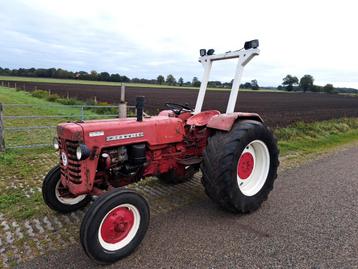 Mc Cormick tractor agrarisch international landbouw ihc Case beschikbaar voor biedingen