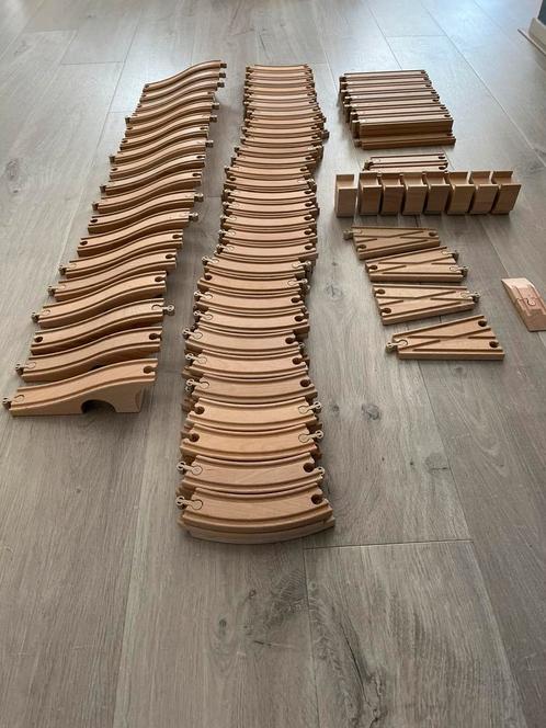 Houten treinbaan, meer dan 200 delen, Kinderen en Baby's, Speelgoed | Houten speelgoed, Zo goed als nieuw, Overige typen, Ophalen