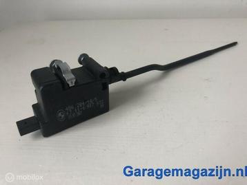 Motor tankklepvergrendeling BMW E90 E91 E92 67116987632 beschikbaar voor biedingen