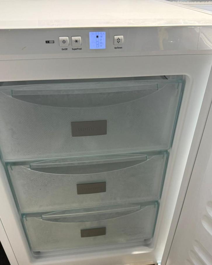 Liebherr  tafelmodel vriezer Izgs, Witgoed en Apparatuur, Vriezers en Diepvrieskisten, Zo goed als nieuw, 85 tot 120 cm, Minder dan 60 cm