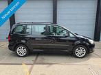 Volkswagen Touran 1.2 TSI 7 persoons, Voorwielaandrijving, Euro 5, Zwart, 4 cilinders
