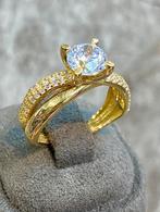 14k Gouden Ring, Nieuw, Ophalen of Verzenden, 17 tot 18, Met edelsteen