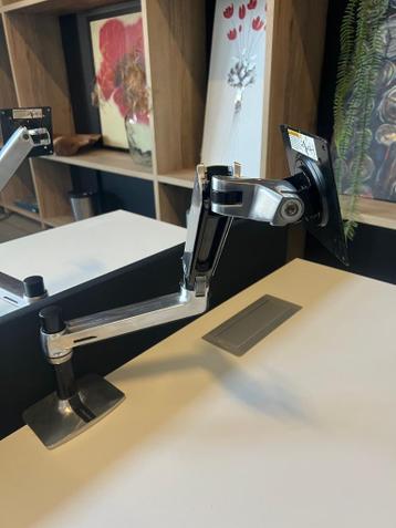 Ahrend duo-bureau slinger/monitor arm/stopcontact, 100 stuks - afbeelding 6