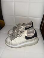 Alexander McQueen, Ophalen of Verzenden, Gedragen, Wit, Sneakers of Gympen
