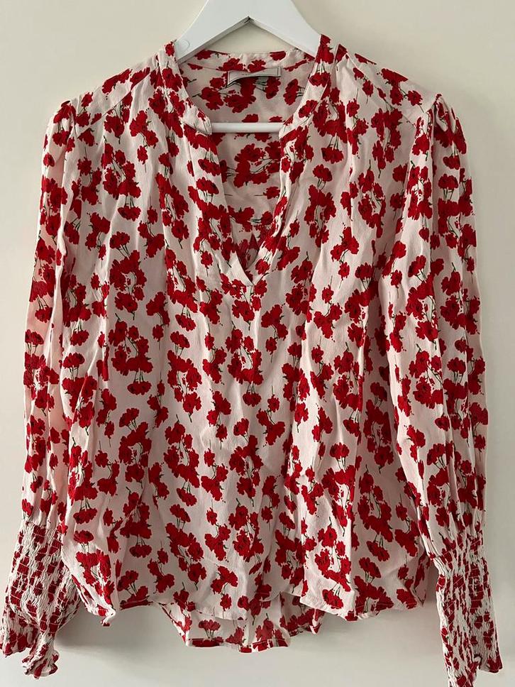 Neo Noir Bloemen Blouse - Maat M, Kleding | Dames, Blouses en Tunieken, Zo goed als nieuw, Maat 38/40 (M), Rood, Ophalen of Verzenden
