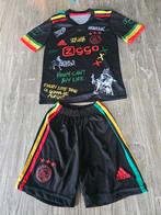 Ajax Voetbaltenue Maat 104  /  116, Adidas, Sportschoenen, Ophalen of Verzenden, Zo goed als nieuw